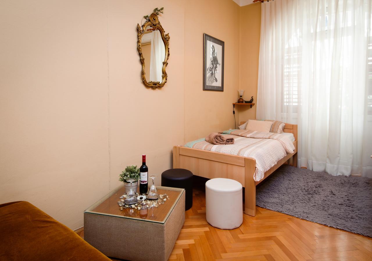 Private Accommodation Milisa Сплит Номер фото