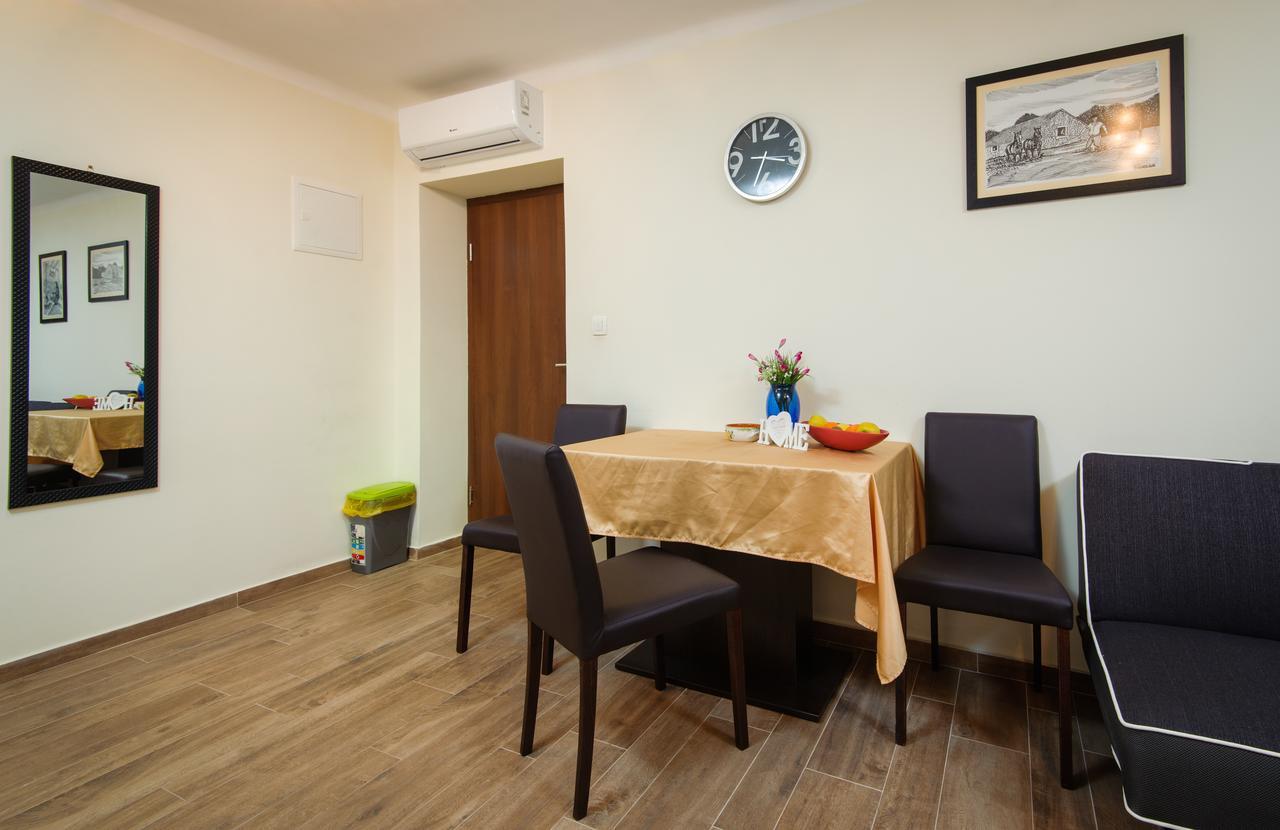 Private Accommodation Milisa Сплит Экстерьер фото