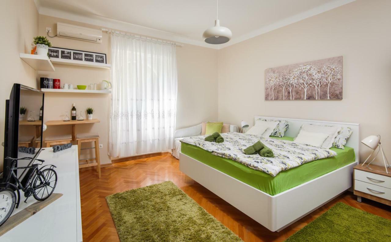 Private Accommodation Milisa Сплит Экстерьер фото