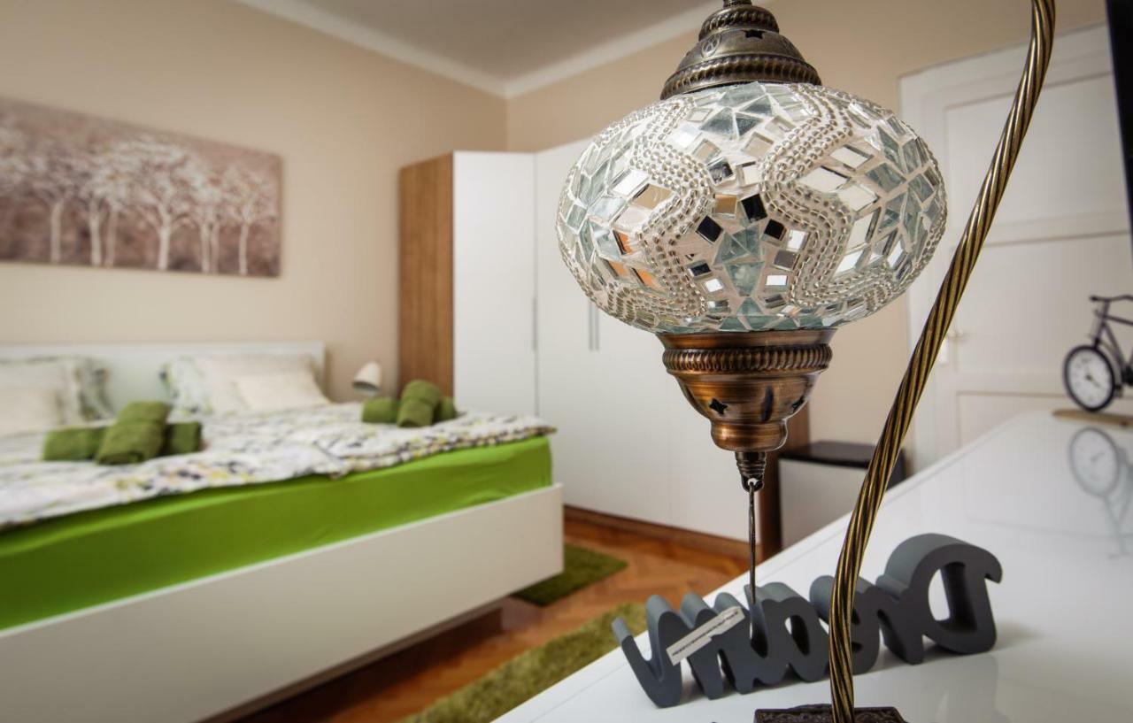 Private Accommodation Milisa Сплит Экстерьер фото